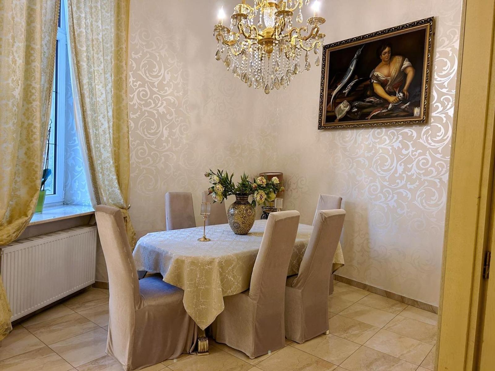Goldenapartmentlviv Ngoại thất bức ảnh
